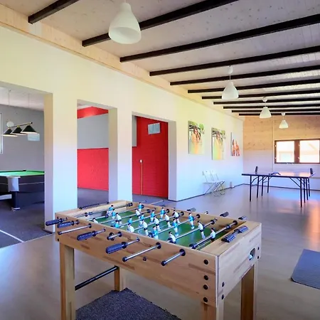 Osrodek Wczasowy Lowiczanka Aldeamento Turístico *