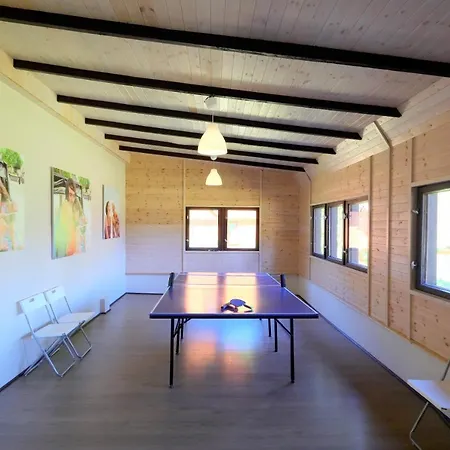 Aldeamento Turístico Osrodek Wczasowy Lowiczanka *